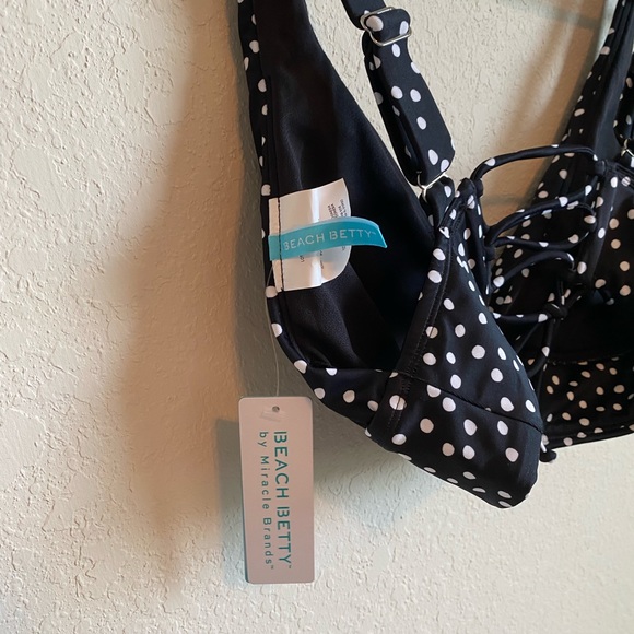 Beach Betty Bathing Suit Top size Small. Polka DotBlack & White. NWT - Picture 4 of 13